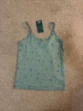 Floral tank